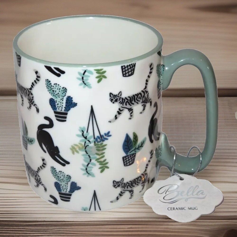 Cats - 10 Strawberry‎ Street BELLA CATS & CACTUS SAGE Ceramic Mug - New